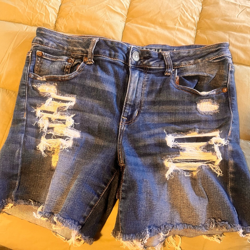 American Eagle cut off denim shorts distressed